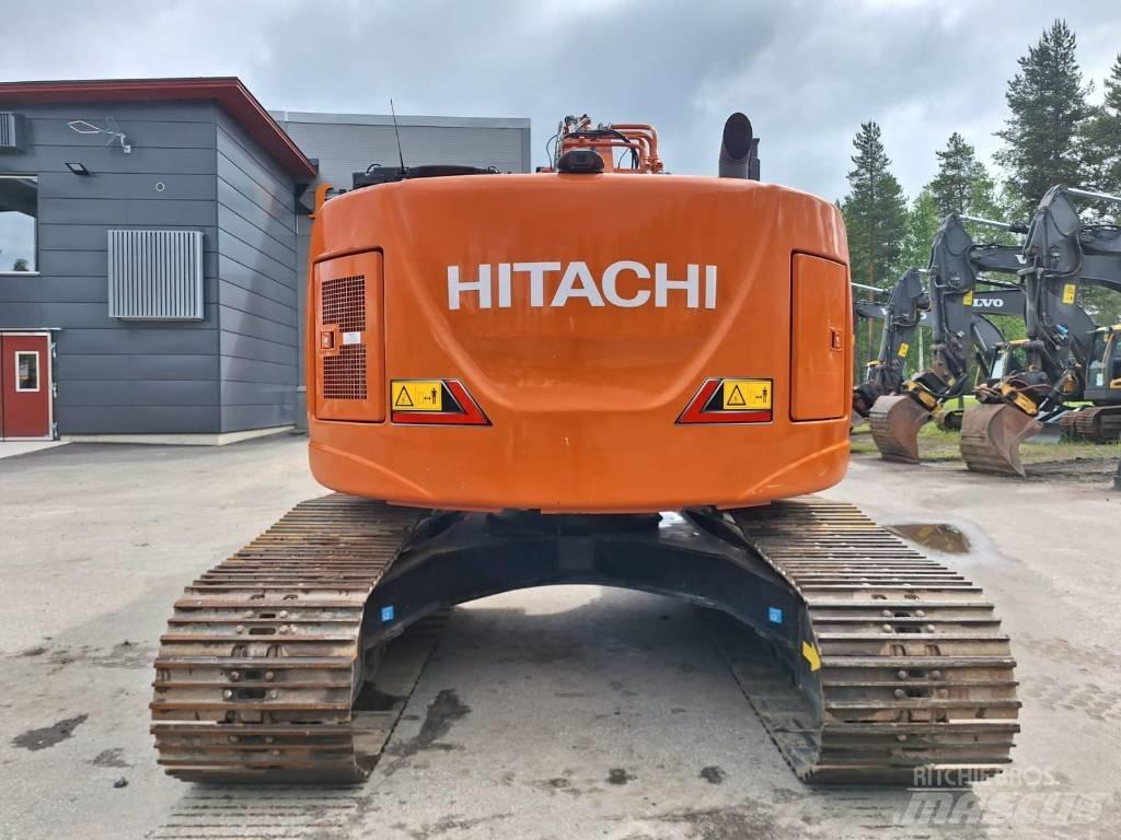 Hitachi ZX225USLC-7 Raupenbagger