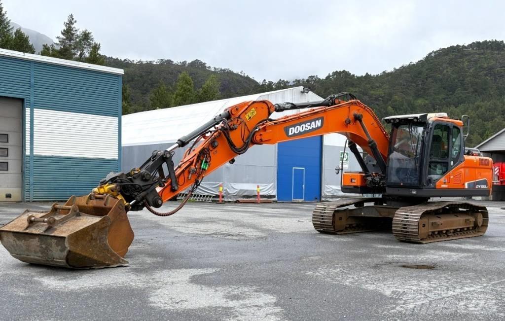 Doosan DX180LC-5 Raupenbagger