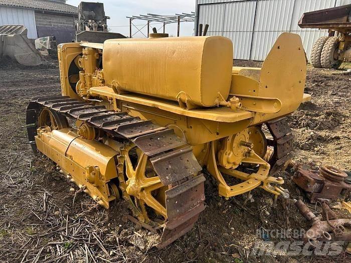 CAT D2 - Bulldozer