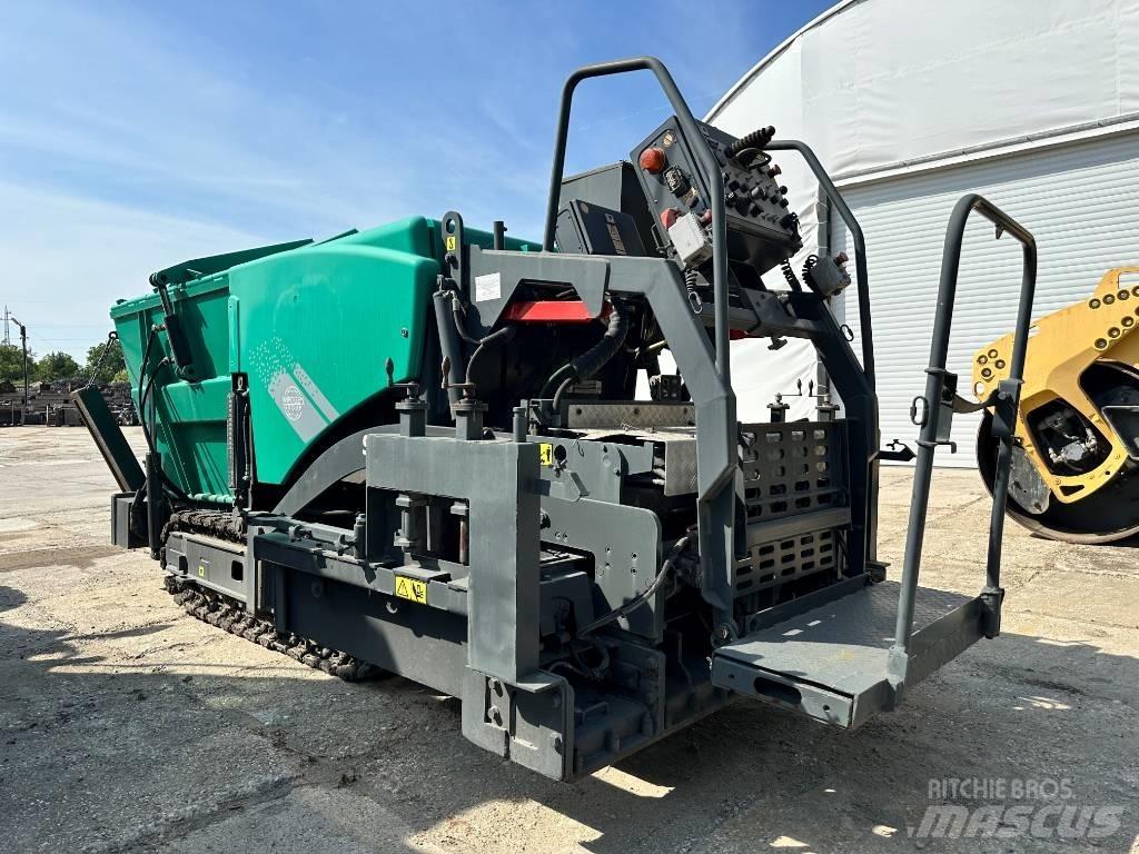 Vögele S 800 Strassenfertiger