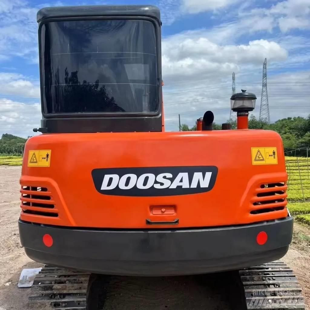 Doosan DH 55 Minibagger < 7t