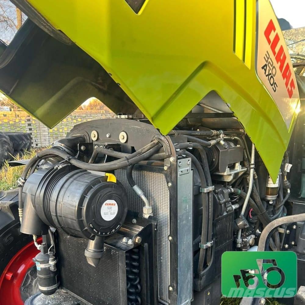 CLAAS Axos 320 Traktoren