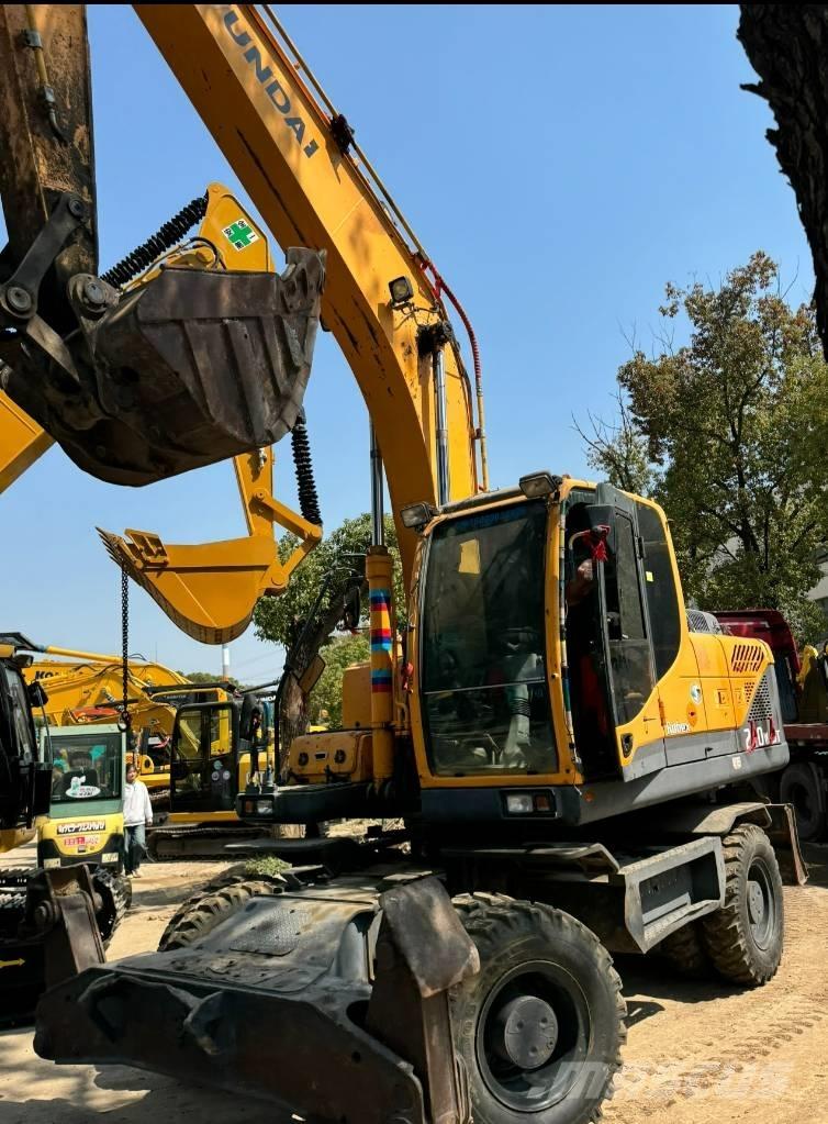 Hyundai 210W-9 Mobilbagger