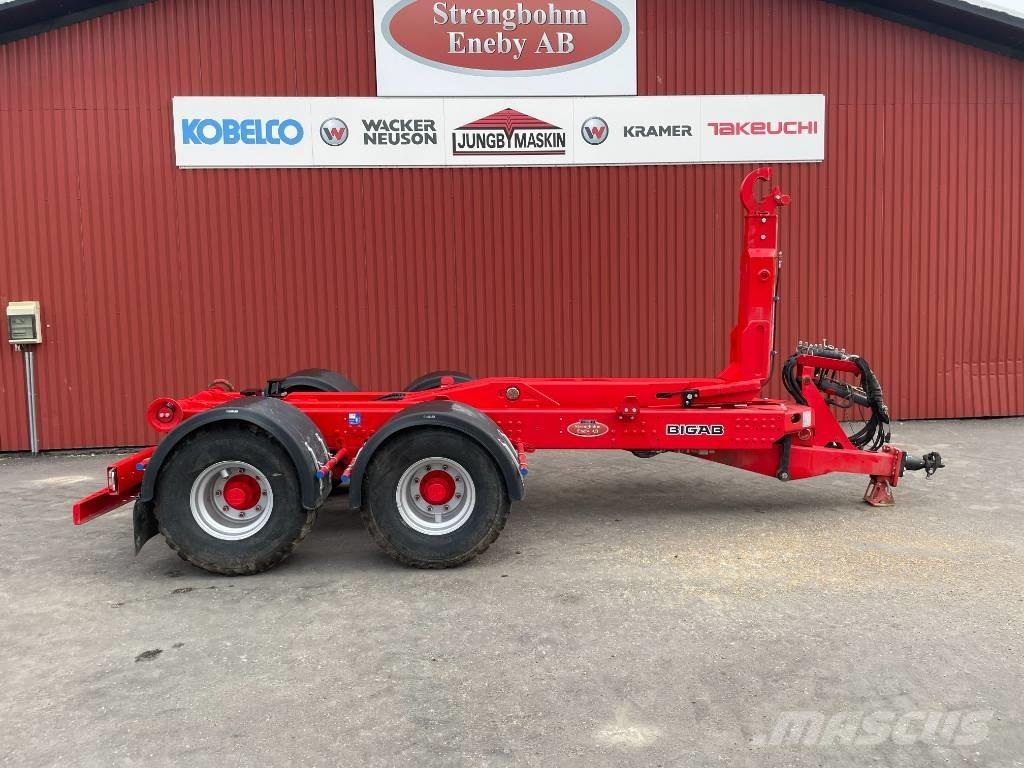 Bigab B 12 Anhänger mit Hakenlift