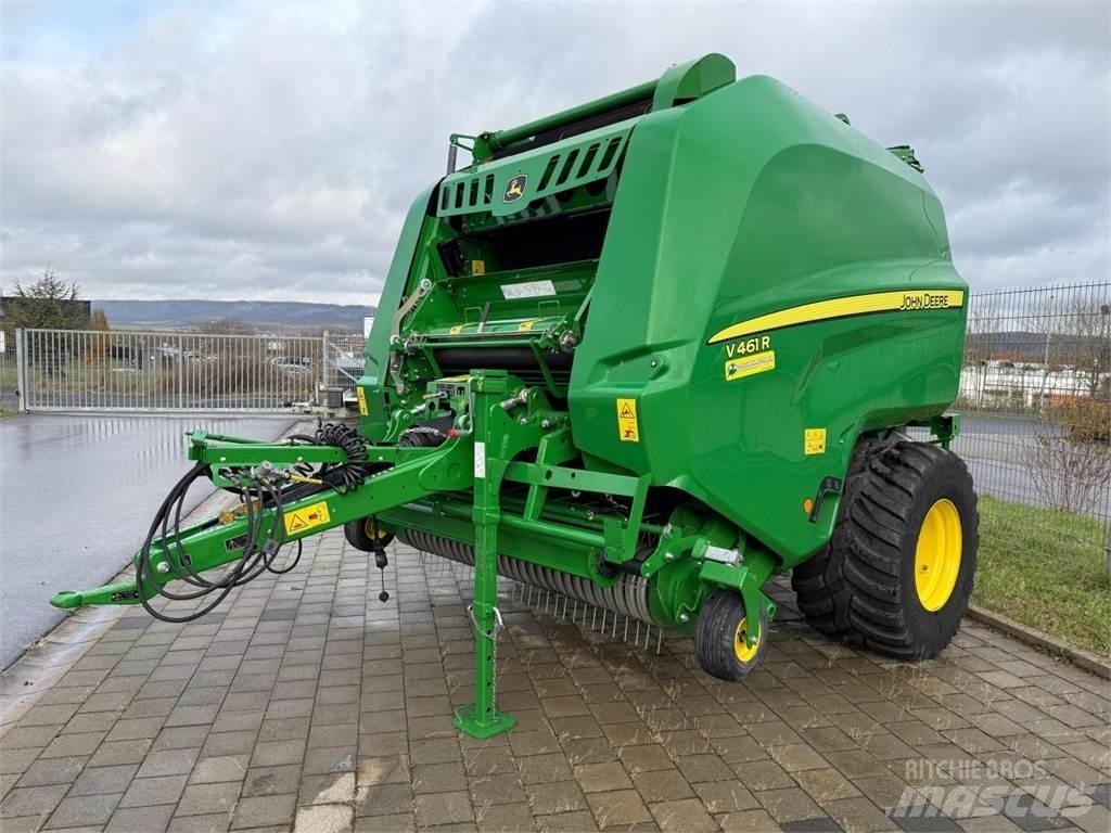 John Deere V461R Rundballenpressen
