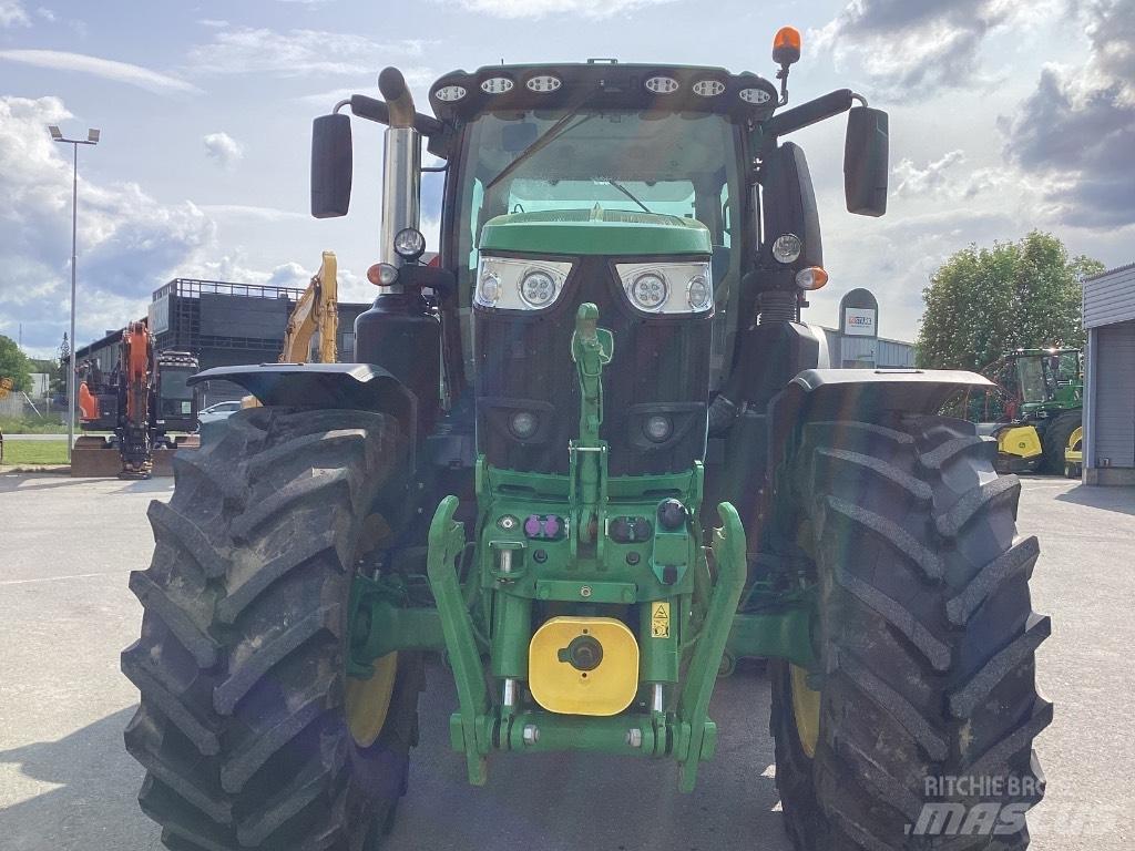 John Deere 6250 R Traktoren