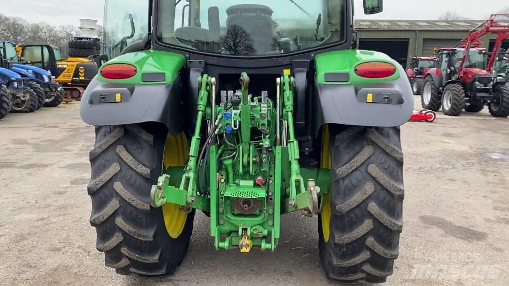 John Deere 6115 R Traktoren