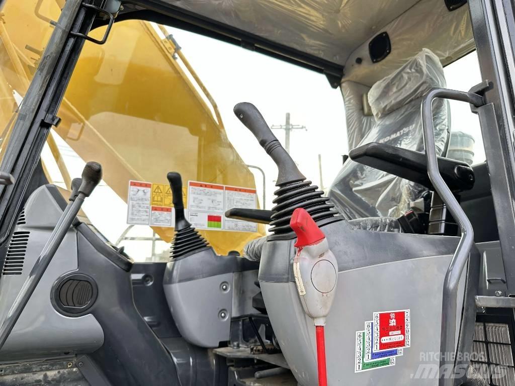 Komatsu PC 200-8 Raupenbagger