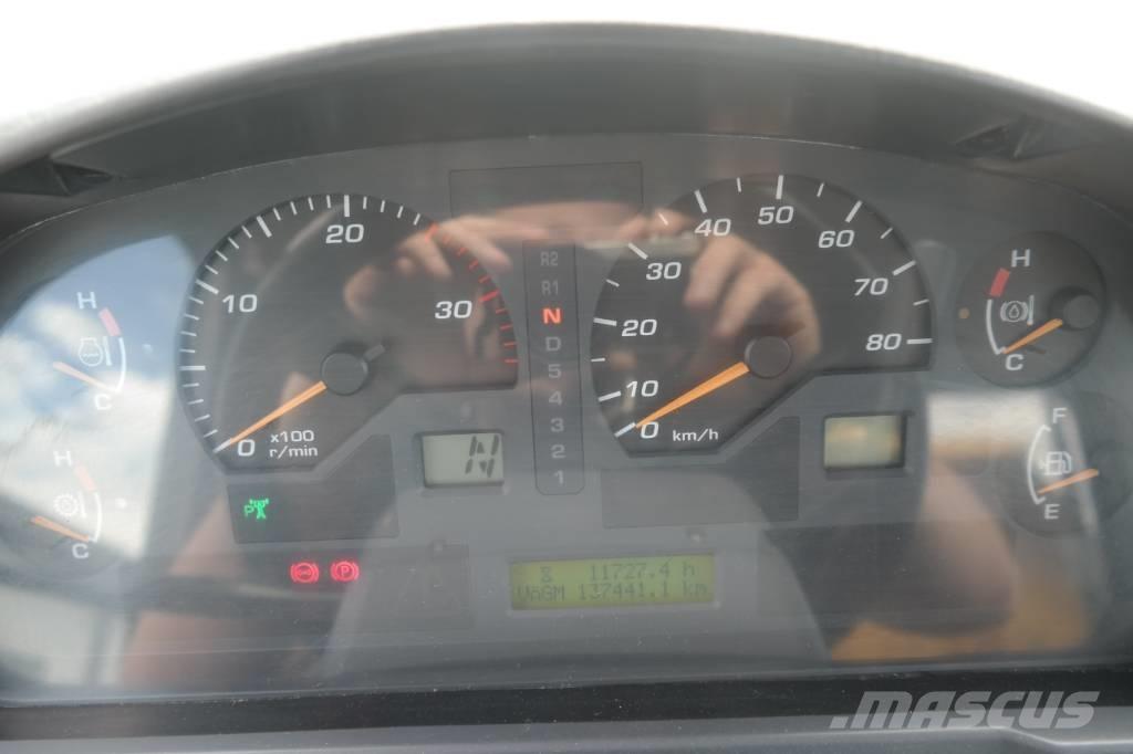 Komatsu HM 300-2 Dumper - Knickgelenk