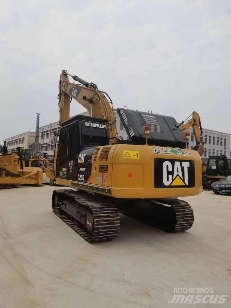 CAT 320 D Raupenbagger