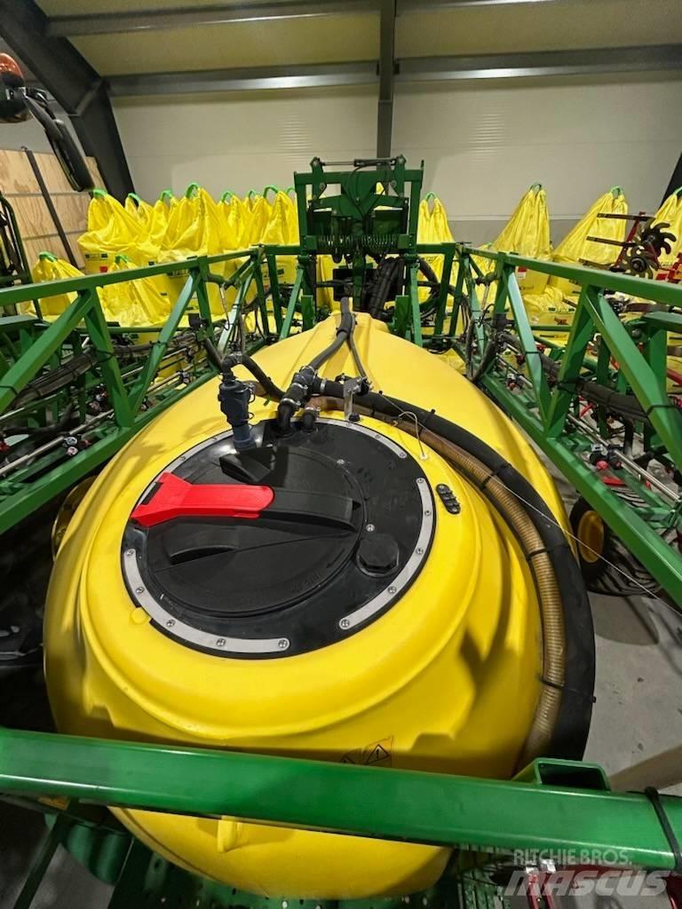 John Deere 740 i Anhängespritzen
