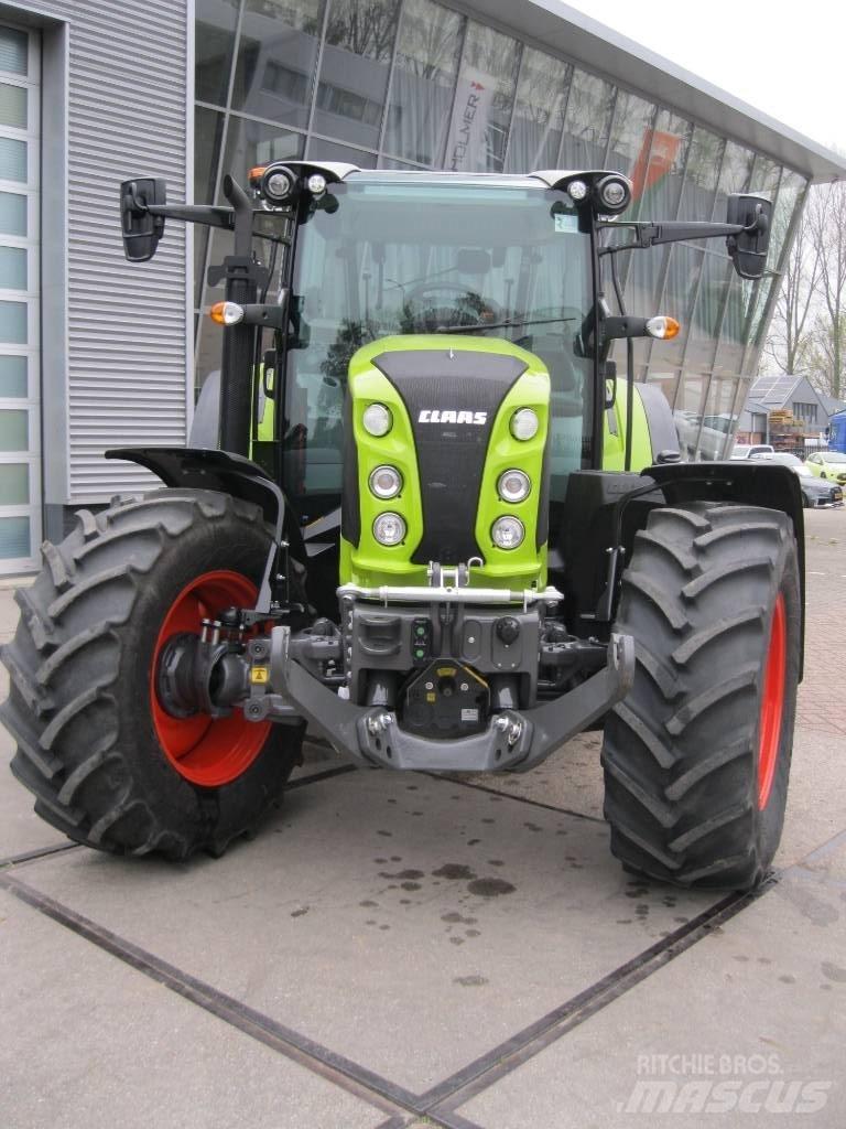 Claas Arion 470 Traktoren