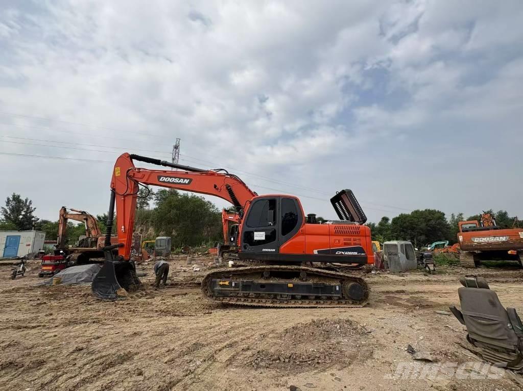 Doosan DX225LC-9C Raupenbagger
