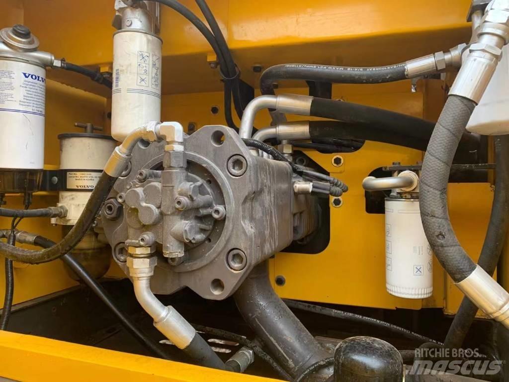 Volvo EC 300 D Raupenbagger
