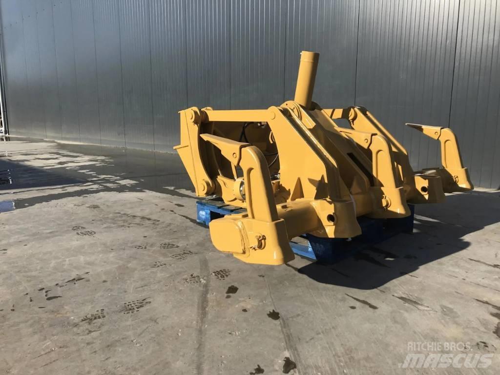 CAT 130G Aufreisser
