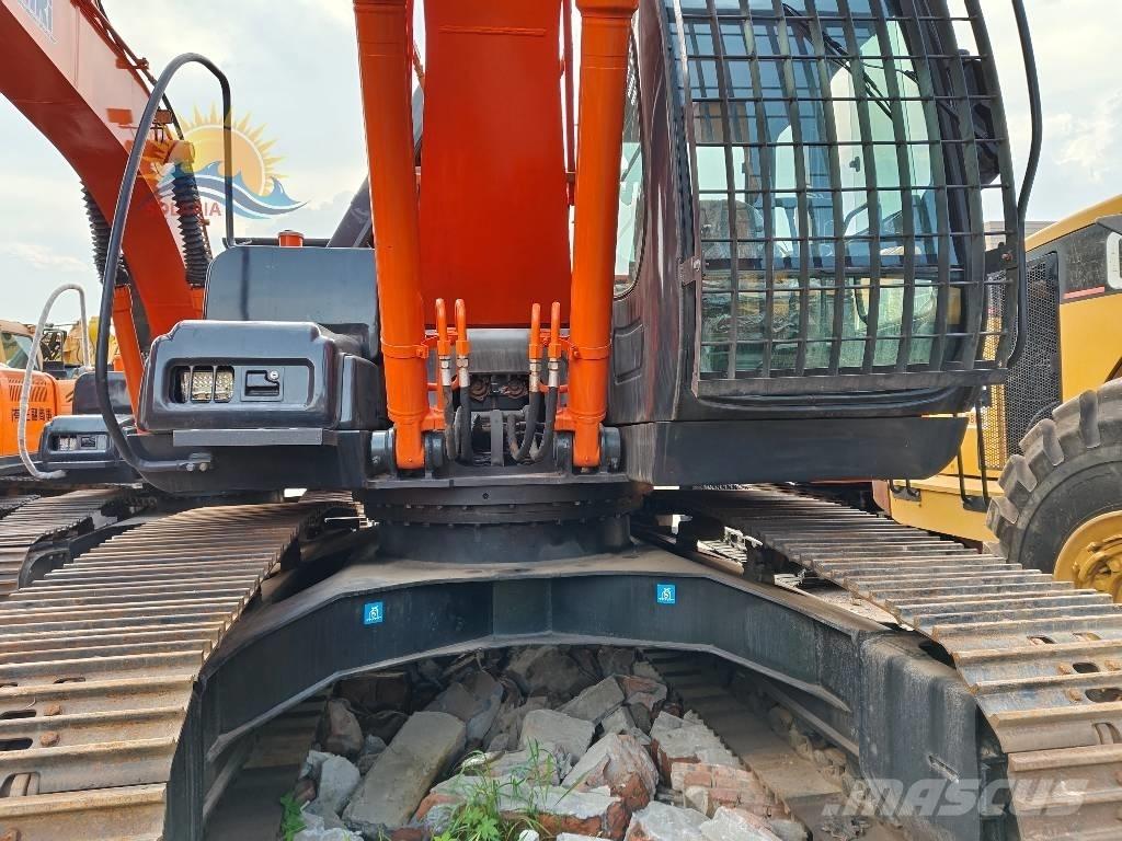 Hitachi ZX 200 Raupenbagger