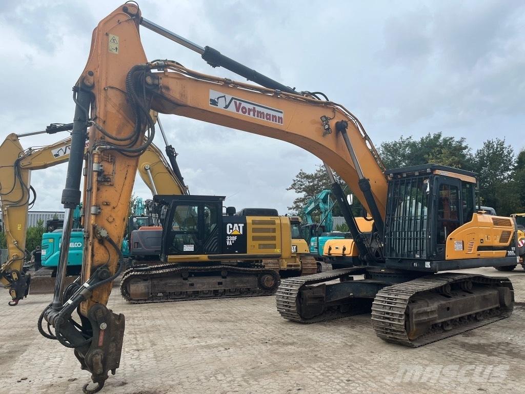 Hyundai HX 300 NL Raupenbagger