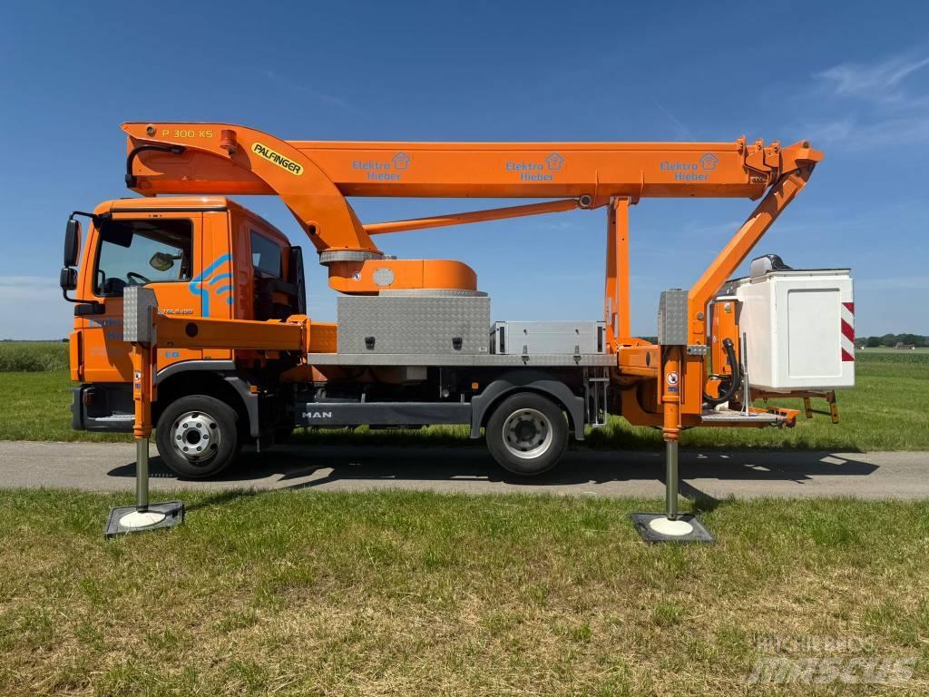 Palfinger P 300 KS LKW-Arbeitsbühnen