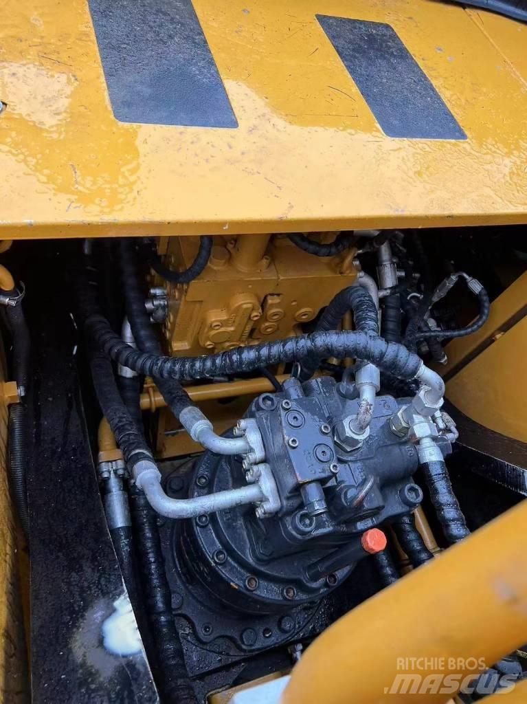 Sany SY 235 C Raupenbagger