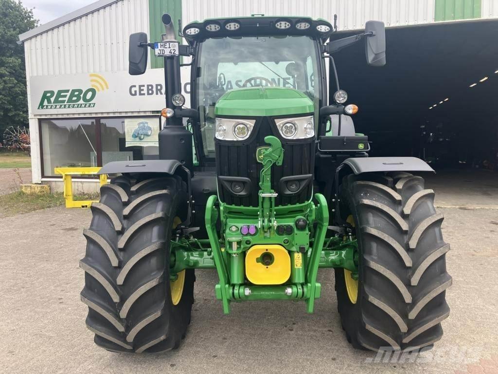 John Deere 6R215 Traktoren