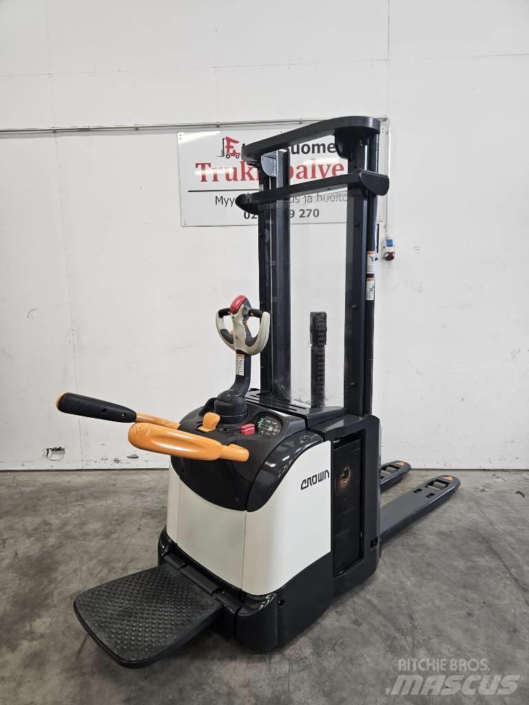 Crown ETi 4000 1.6 Selbstfahrstapler