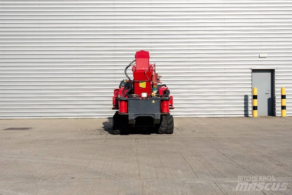 Unic URW 706 Minikrane