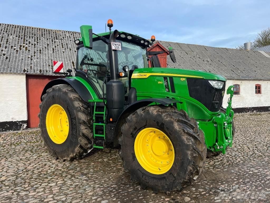 John Deere 6R 250 Traktoren