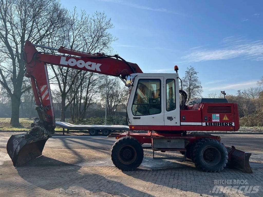 Liebherr 902 Mobilbagger