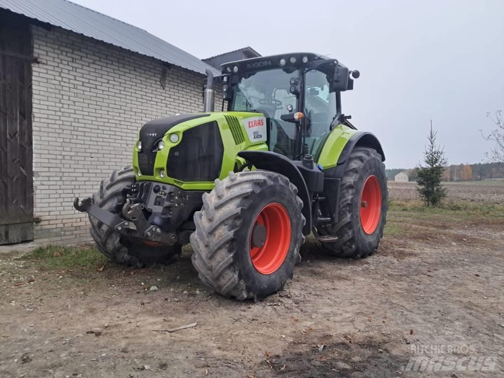 CLAAS Axion 850 Traktoren