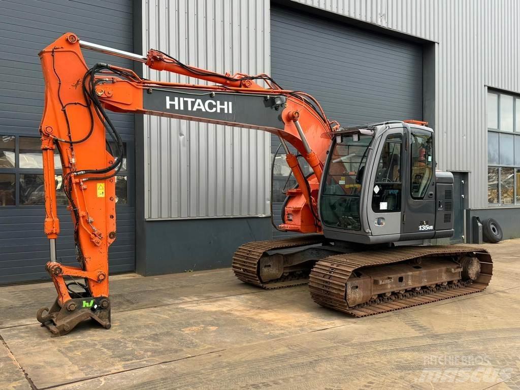 Hitachi ZX135US Raupenbagger