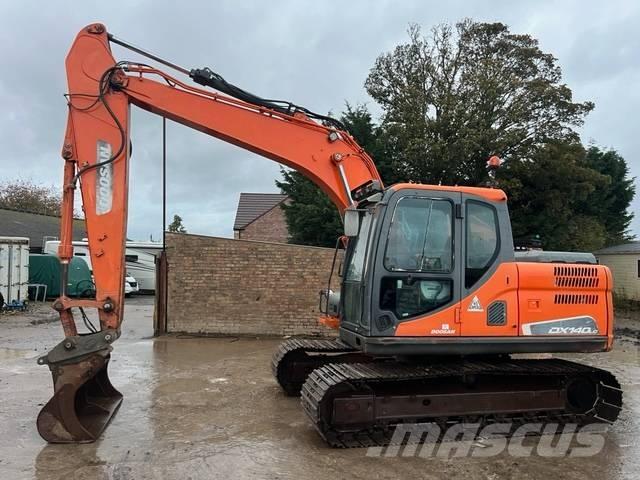 Doosan DX 140 LC-3 Raupenbagger