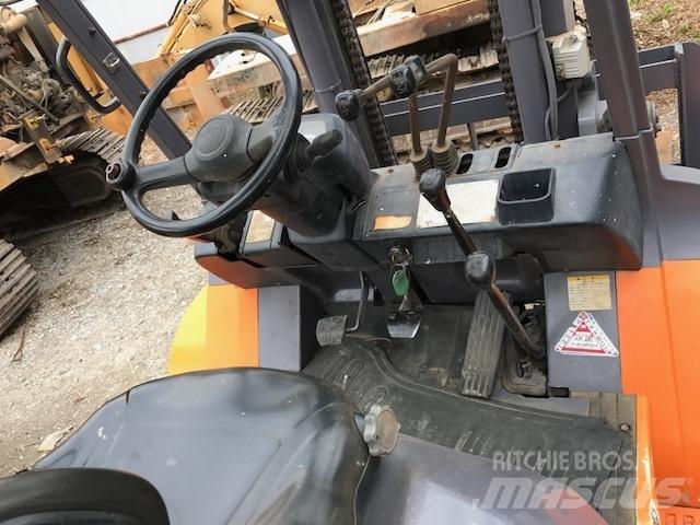 Toyota 7 FD 40 Dieselstapler