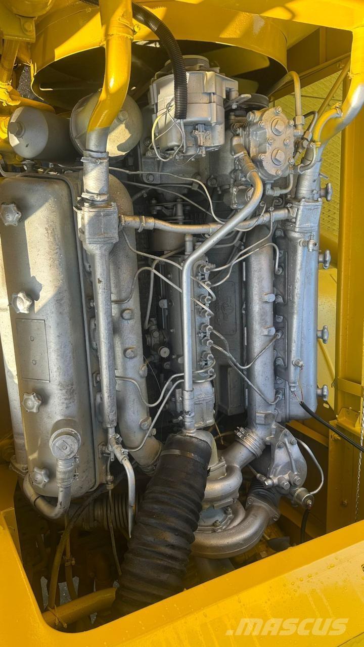 Kirovets K700A V8 Traktoren