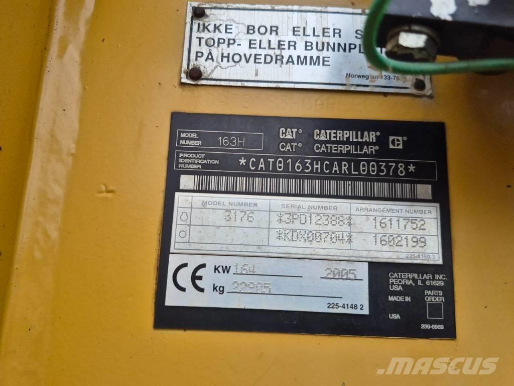 CAT 163 H Grader