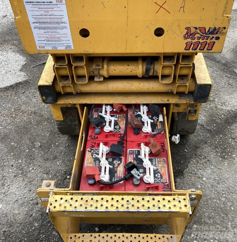 Haulotte Compact 8 Scheren-Arbeitsbühnen