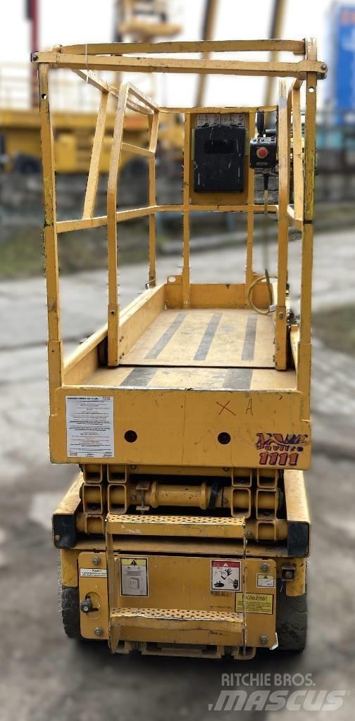 Haulotte Compact 8 Scheren-Arbeitsbühnen