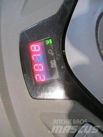BT LPE 200i Niedergabelstapler