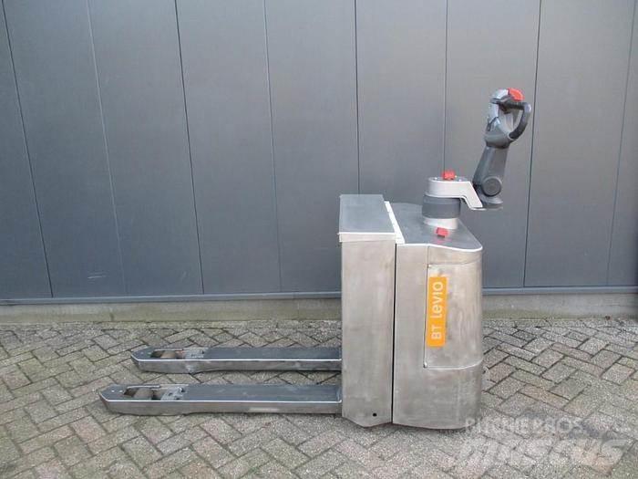 BT LPE 200i Niedergabelstapler
