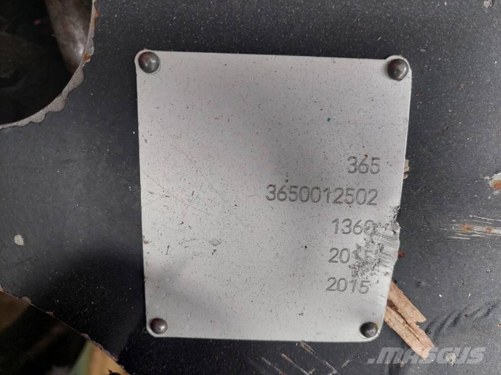 Komatsu 365.1 Schneidwerke