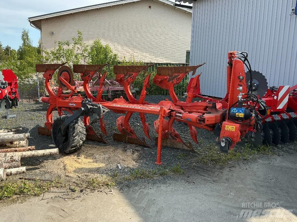 Kuhn Vari-Master 123 Wendepflüge