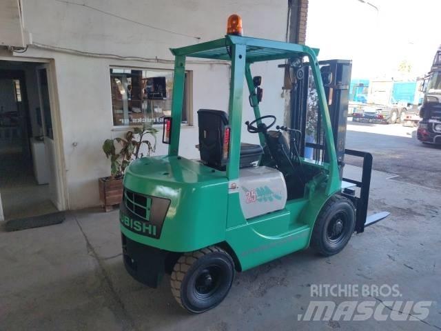 Mitsubishi FD 25 Dieselstapler