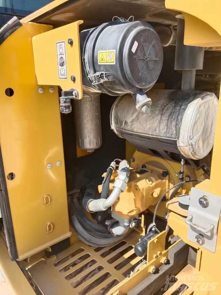 CAT 305.5 E2 Minibagger < 7t