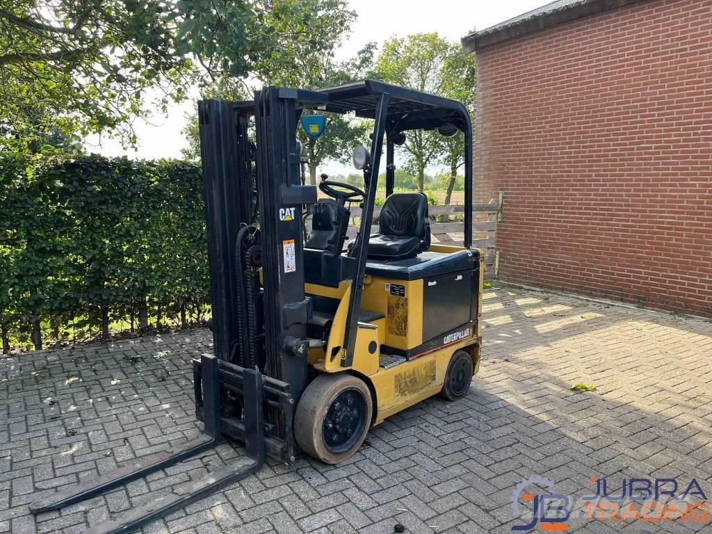 CAT EC25N Elektrostapler