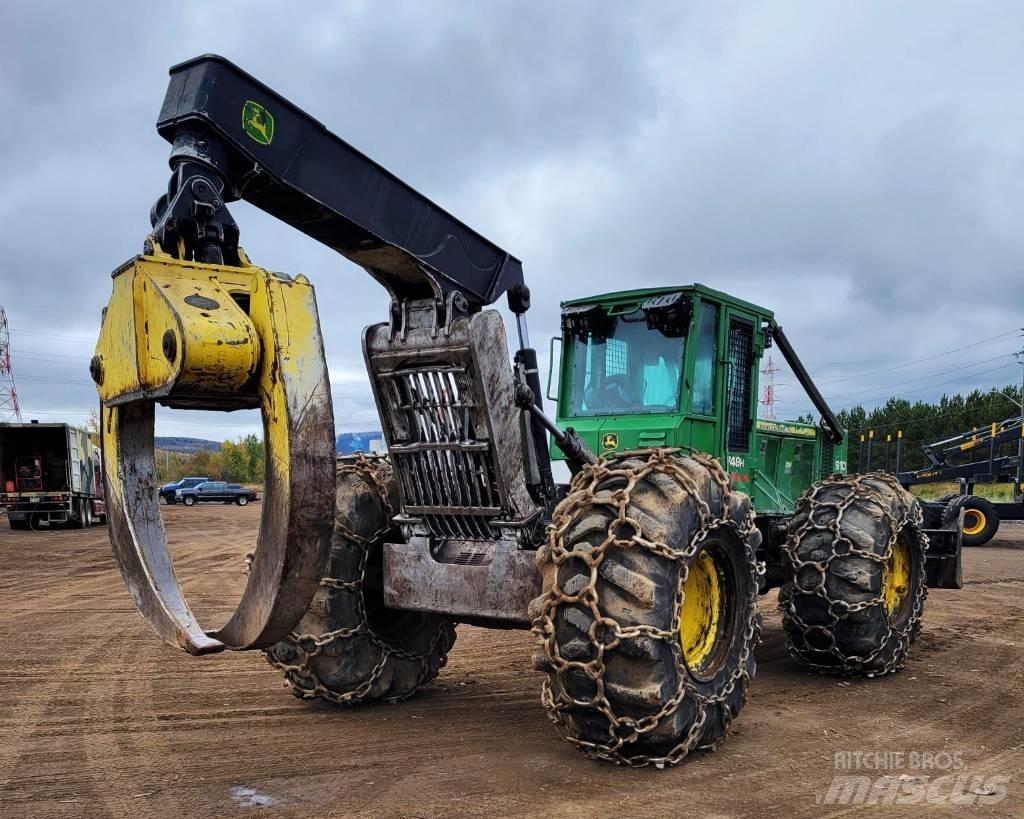 John Deere 748 H Stammholzschlepper