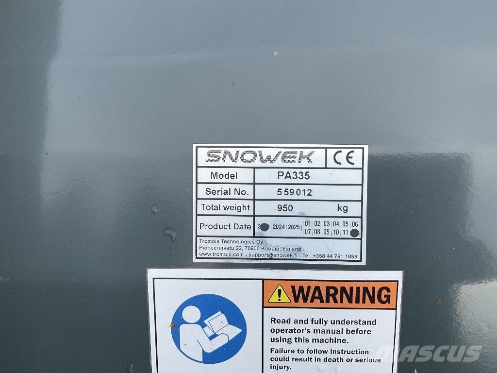 Snowek PA335 Schneeschilde und -pflüge