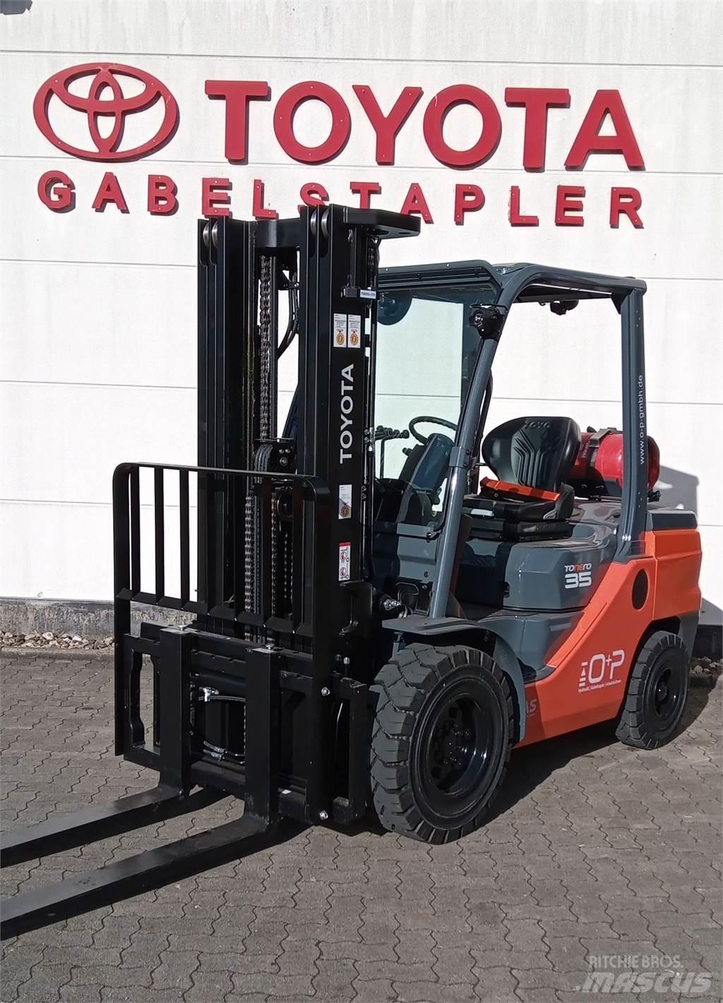 Toyota 02-8FGJF35 Gasstapler