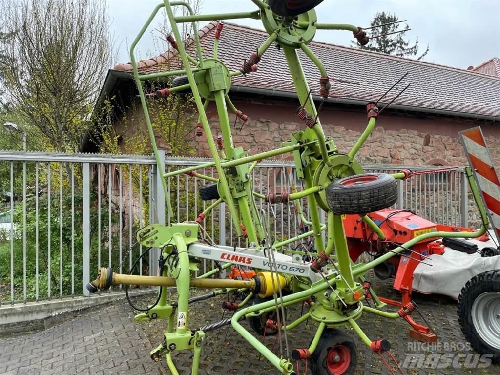 CLAAS Volto 670 Kreiselheuer/-wender