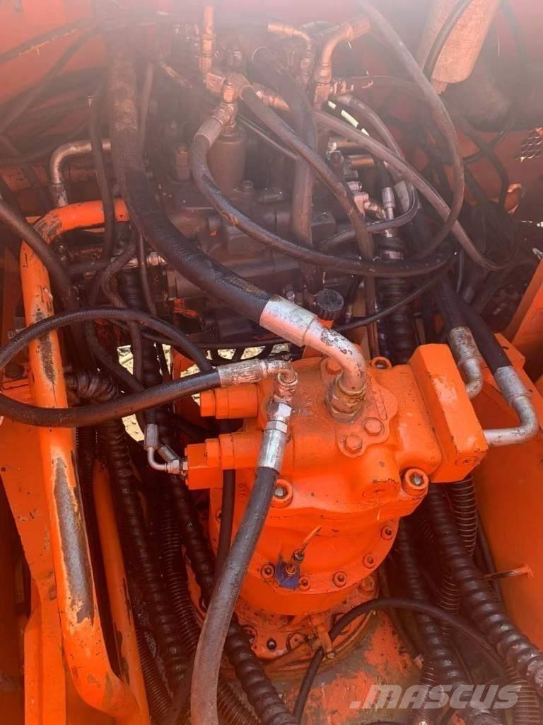 Doosan DH 220 Raupenbagger