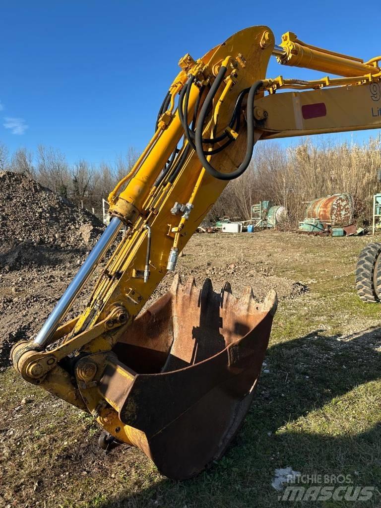 Liebherr 902 Mobilbagger