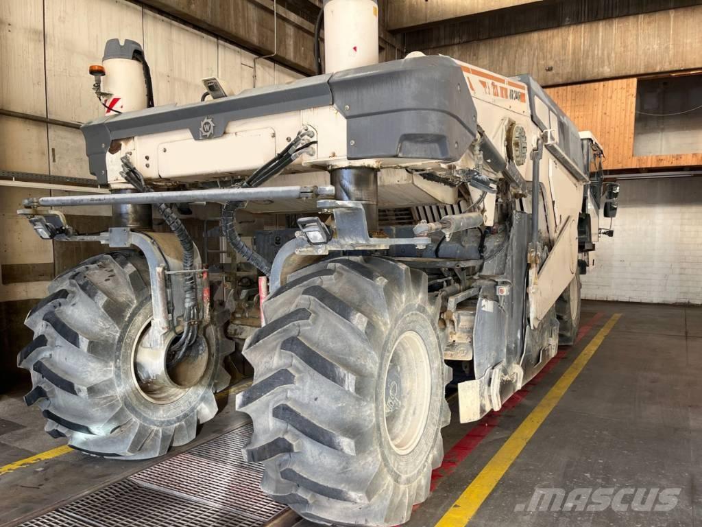 Wirtgen WR 240i Andere